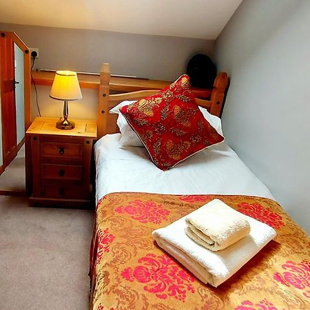 Cader Mountain View Cottage With Hot Tub In Snowdonia Dolgellau Bagian luar foto