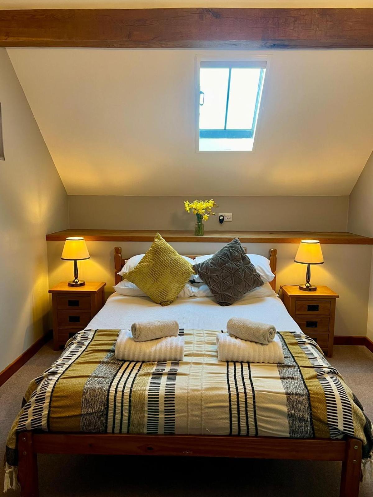 Cader Mountain View Cottage With Hot Tub In Snowdonia Dolgellau Bagian luar foto